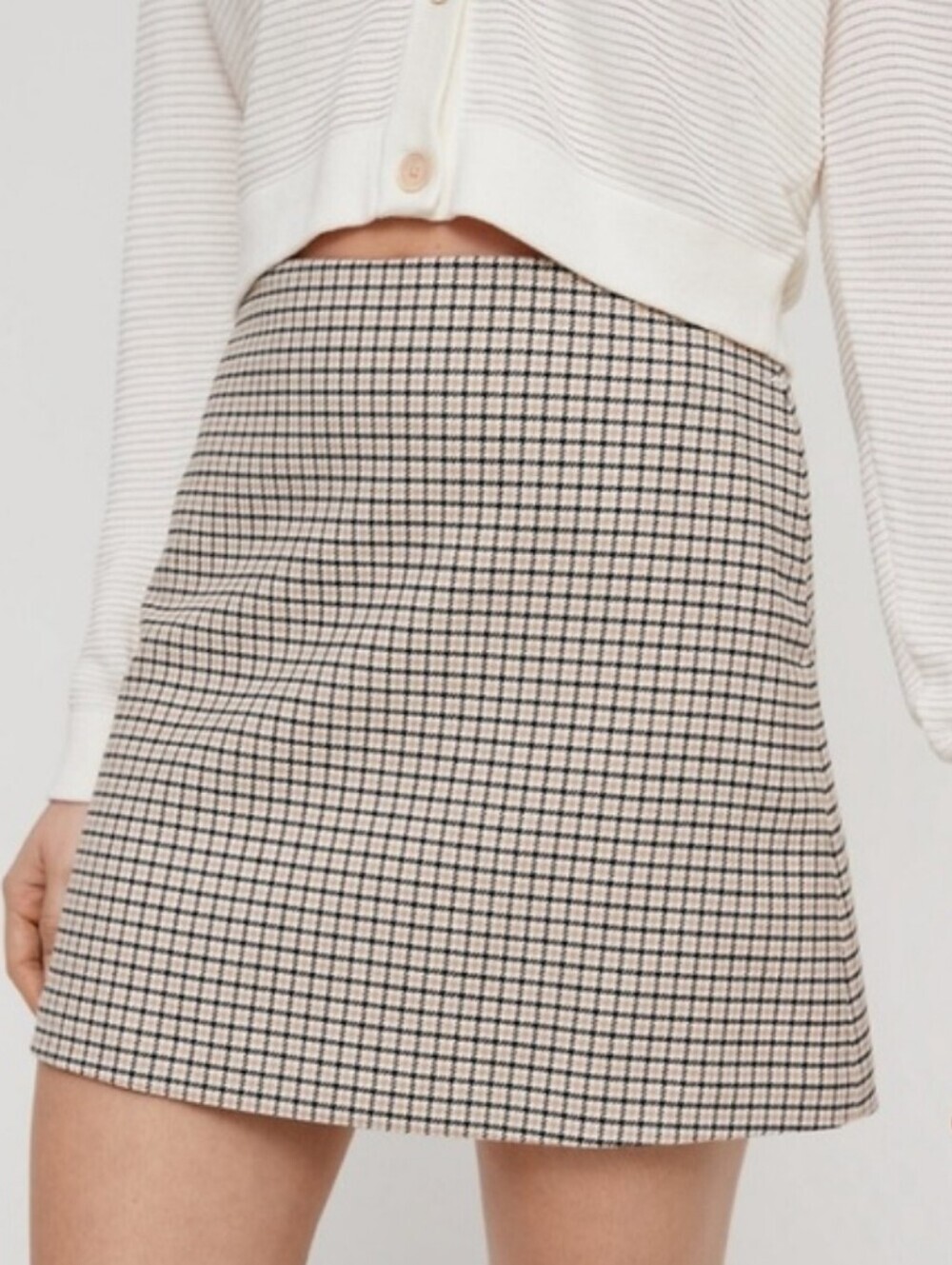 ARITZIA WILFRED Classic Mini Skirt Women Size 2  Black Cream Color With Pockets
